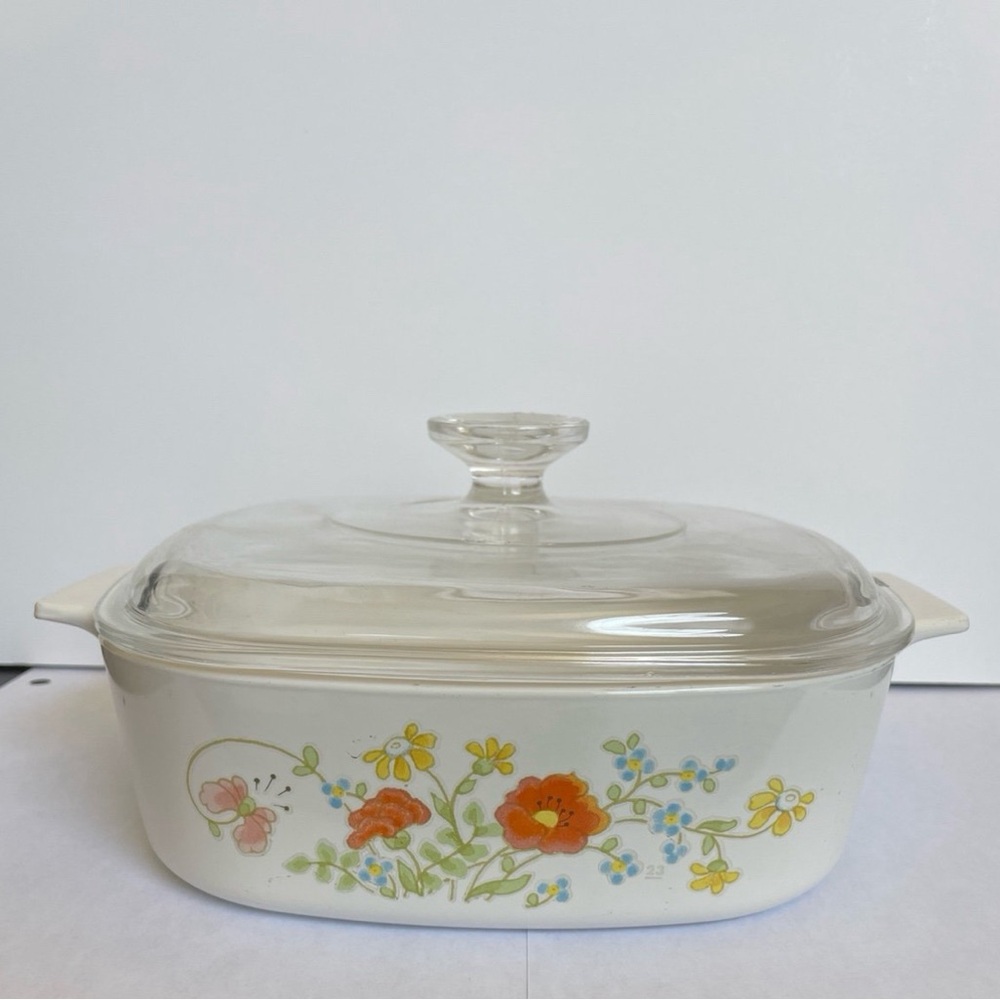 Vintage Corning Ware Wildflower Casserole - great color